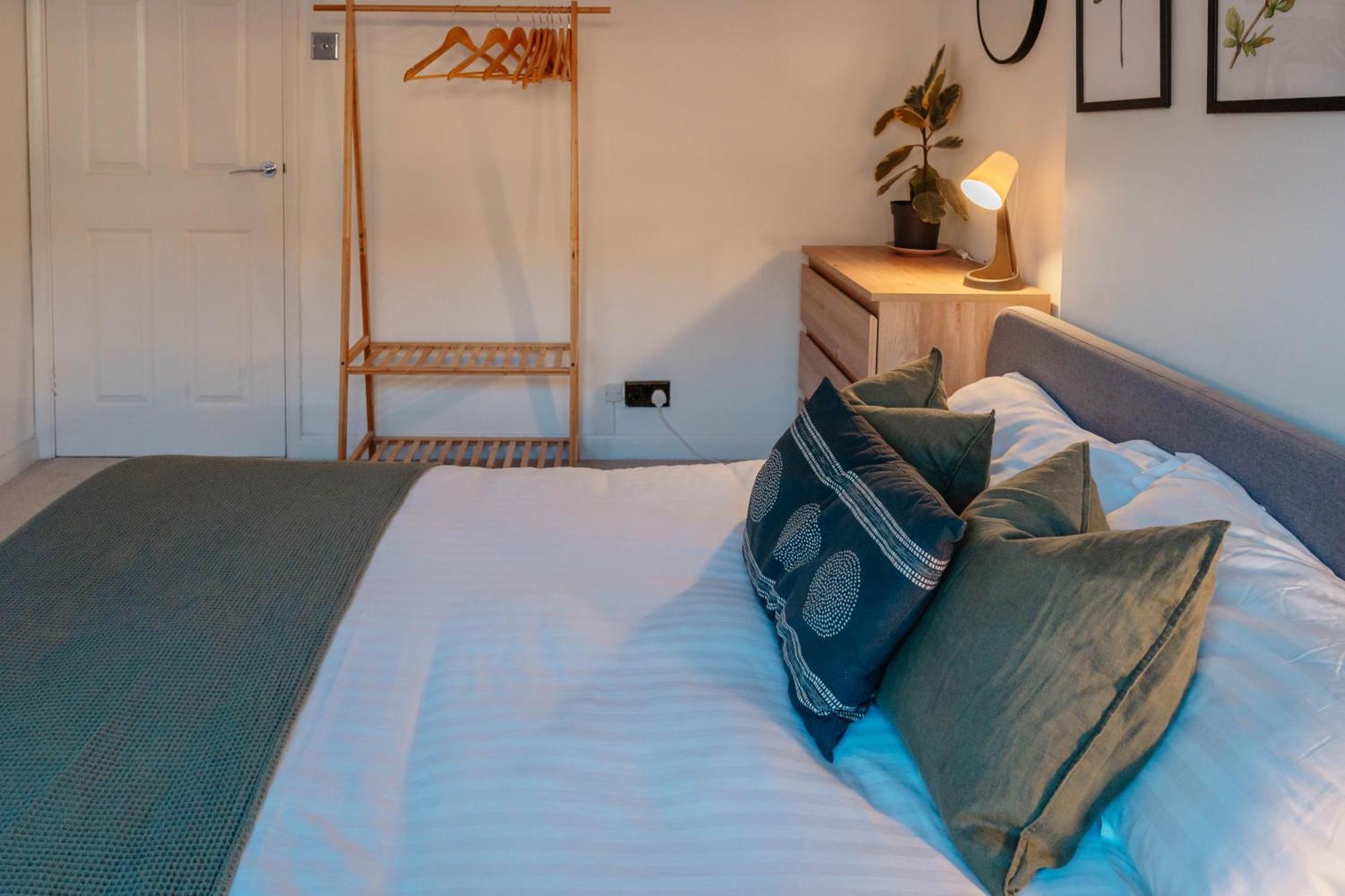 Calm Cosy House With Beautiful Riverside Walk To Centre Holiday home York